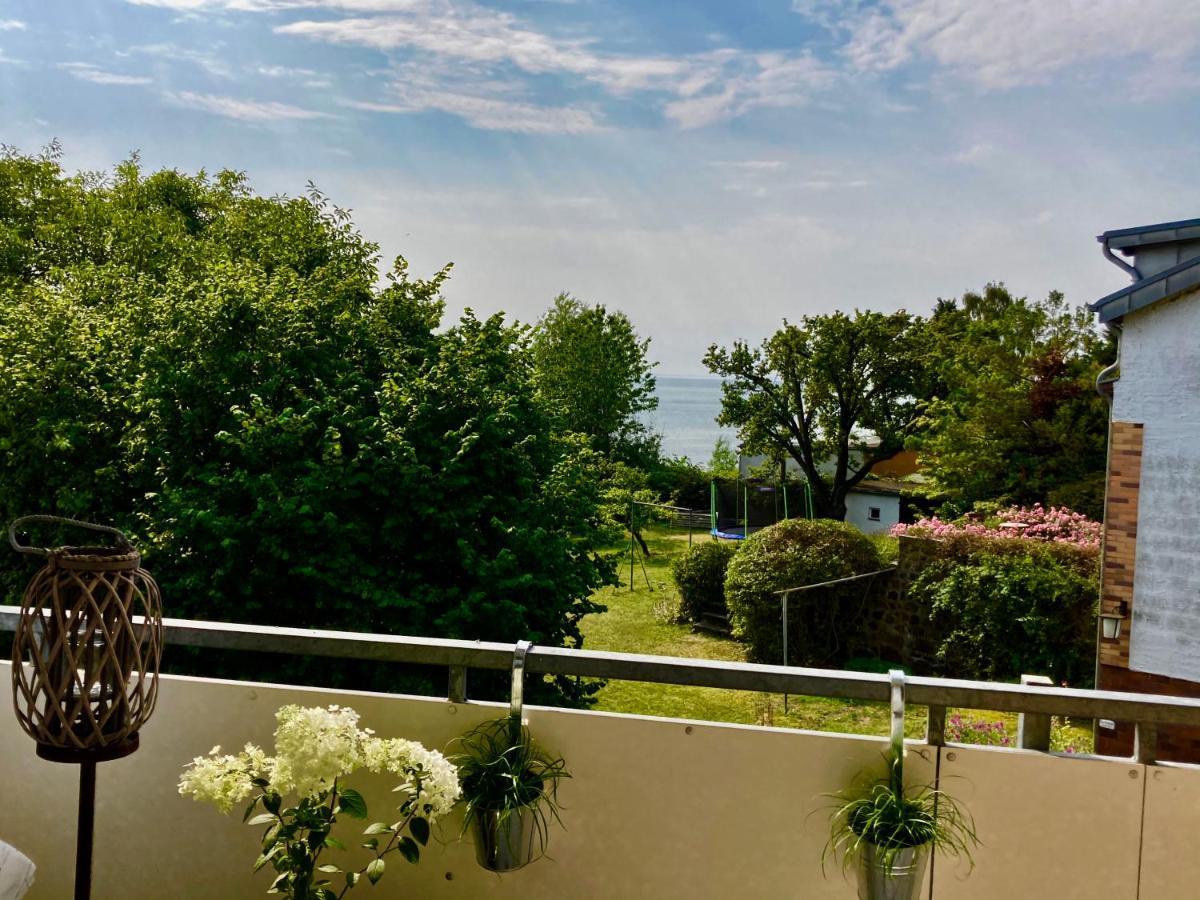 Ferienwohnung Hafenliebe, Villa Vilmblick Mit Meerblick Lauterbach  Esterno foto